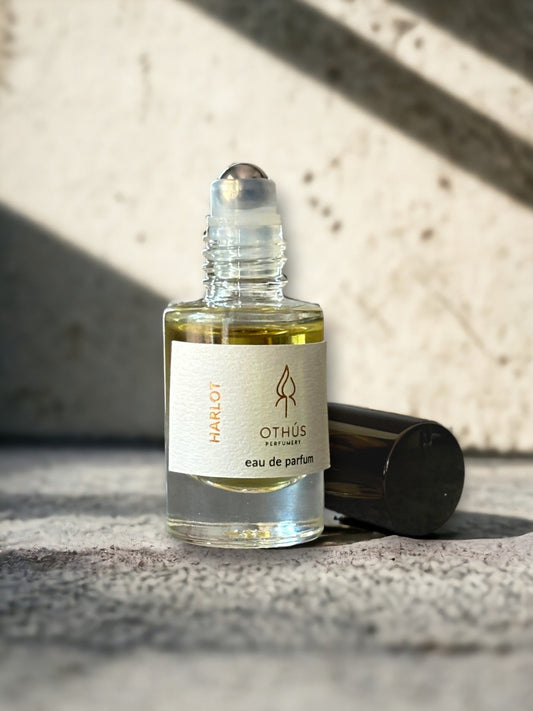 Harlot - Natural Perfume Rollerball - Othús Perfumery