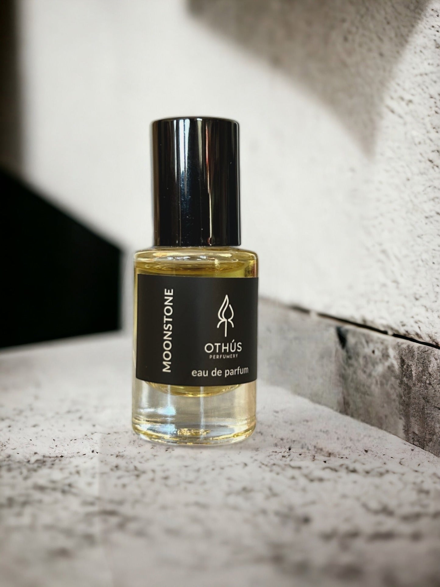 Moonstone - Natural Perfume Rollerball - Othús Perfumery