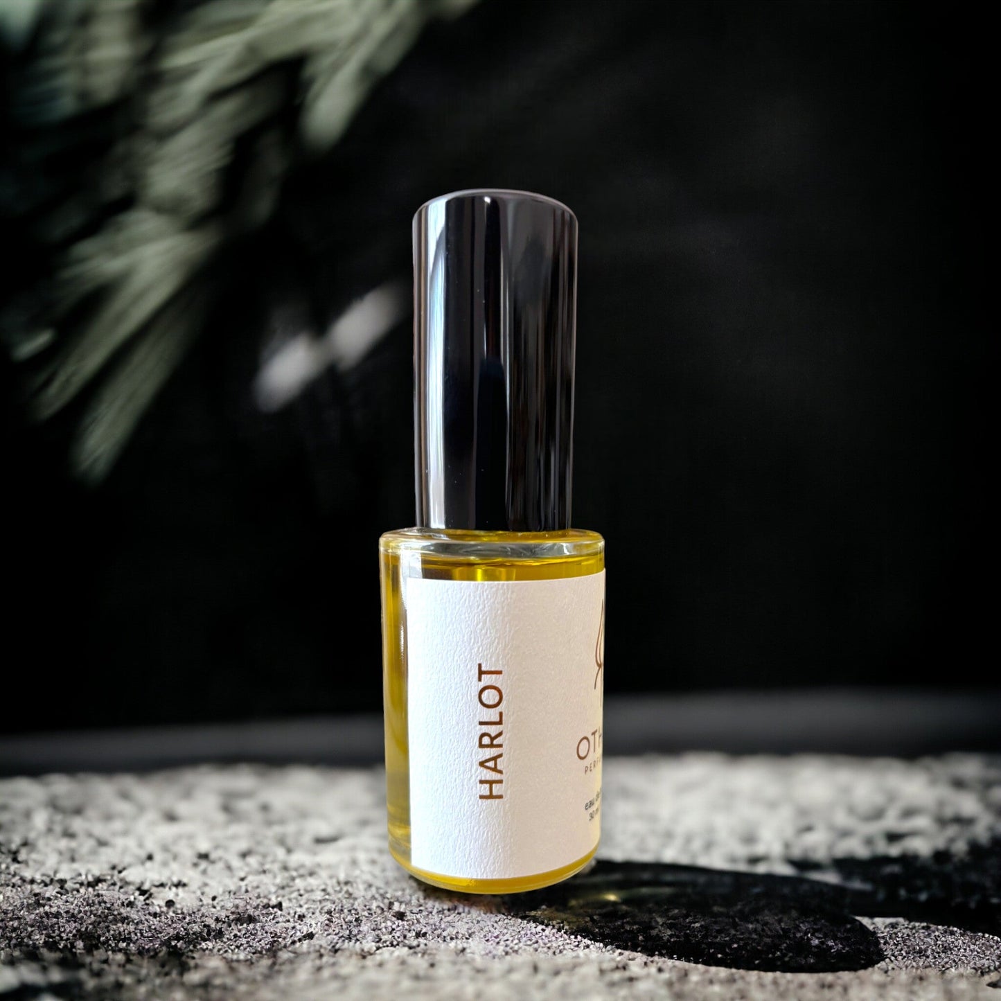 Harlot - Natural Perfume - Othús Perfumery
