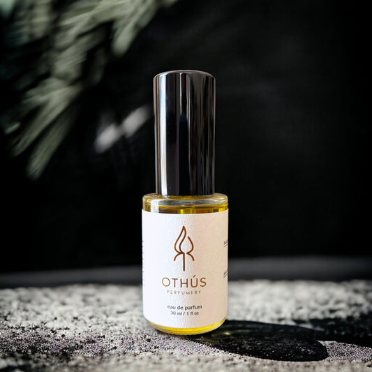 Harlot - Natural Perfume - Othús Perfumery